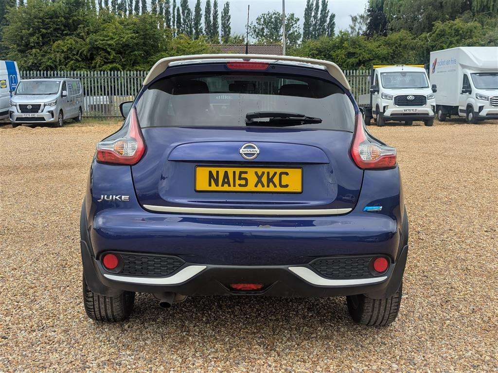 <p>2015 NISSAN JUKE TEKNA DCI</p>