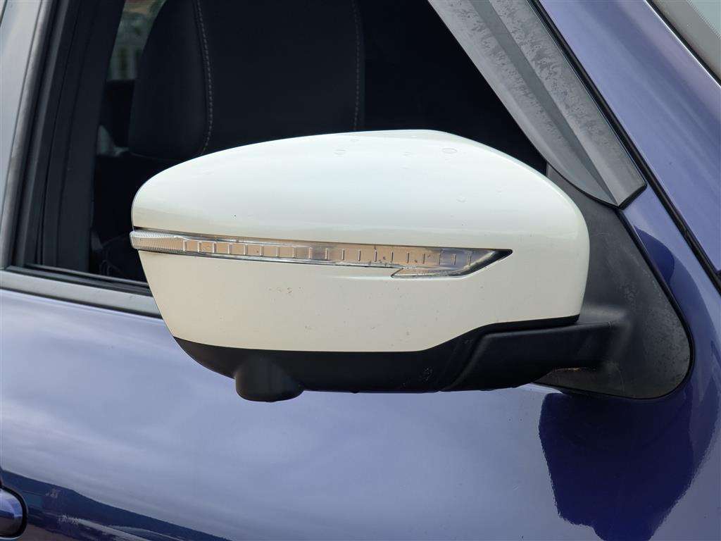 <p>2015 NISSAN JUKE TEKNA DCI</p>