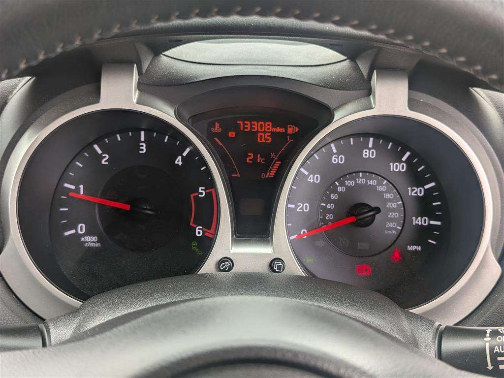 <p>2015 NISSAN JUKE TEKNA DCI</p>