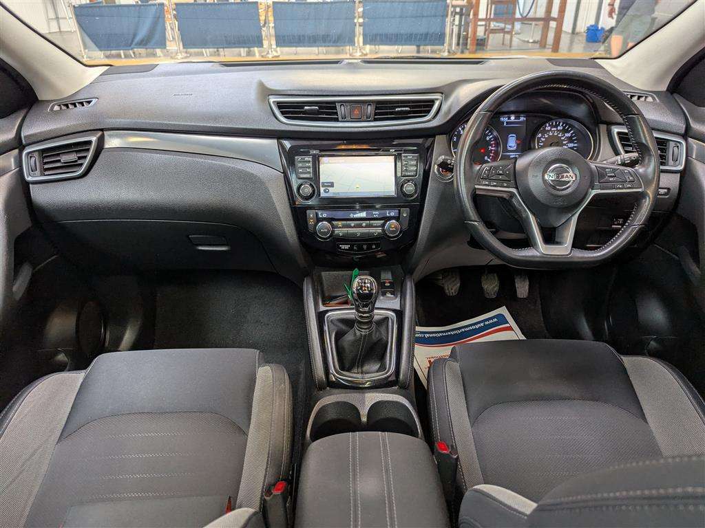 <p>2017 NISSAN QASHQAI N-CONNECTA DIG-T</p>