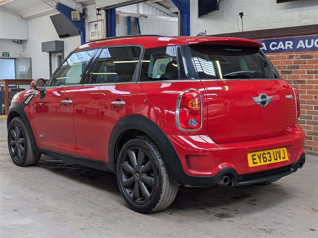 <p>2014 MINI COUNTRYMAN COOPER S ALL4A</p>