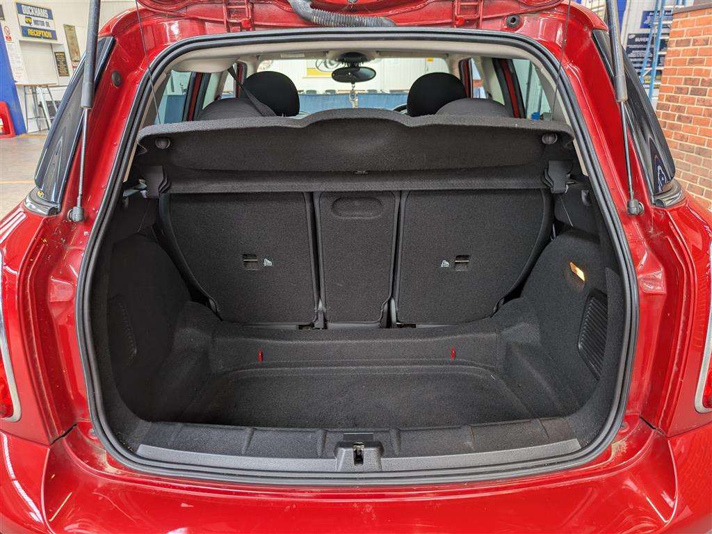 <p>2014 MINI COUNTRYMAN COOPER S ALL4A</p>