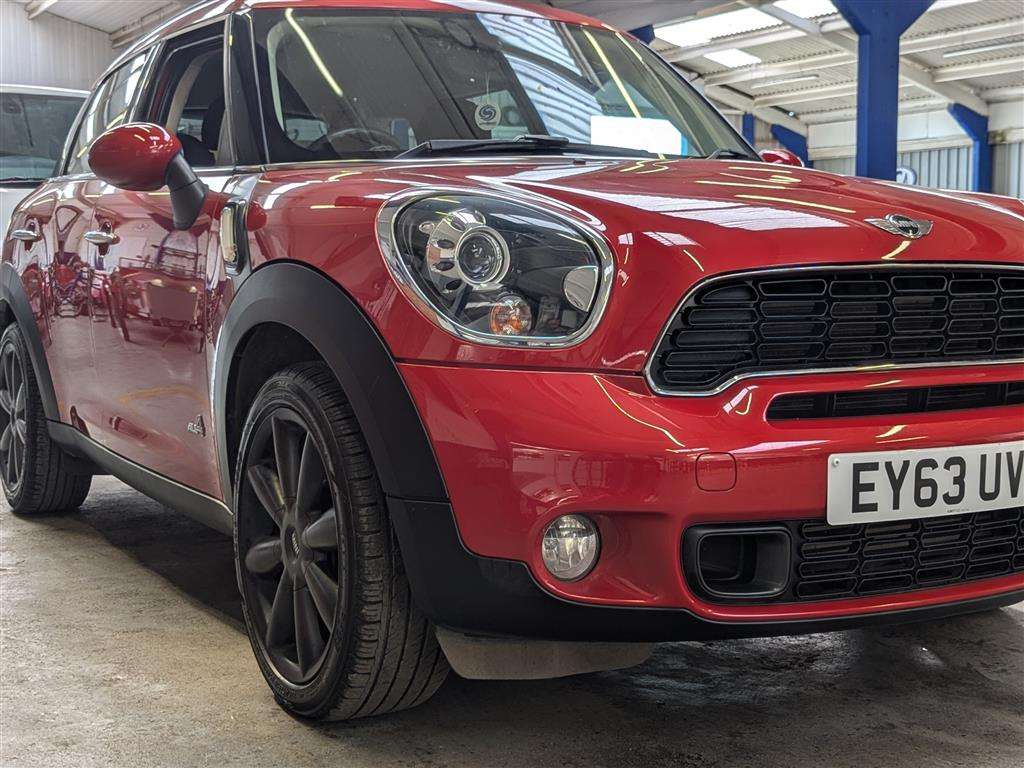 <p>2014 MINI COUNTRYMAN COOPER S ALL4A</p>