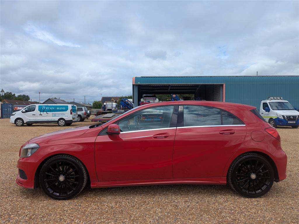 <p>2015 MERCEDES-BENZ A220 BLUE-CY AMG SPORT CD</p>