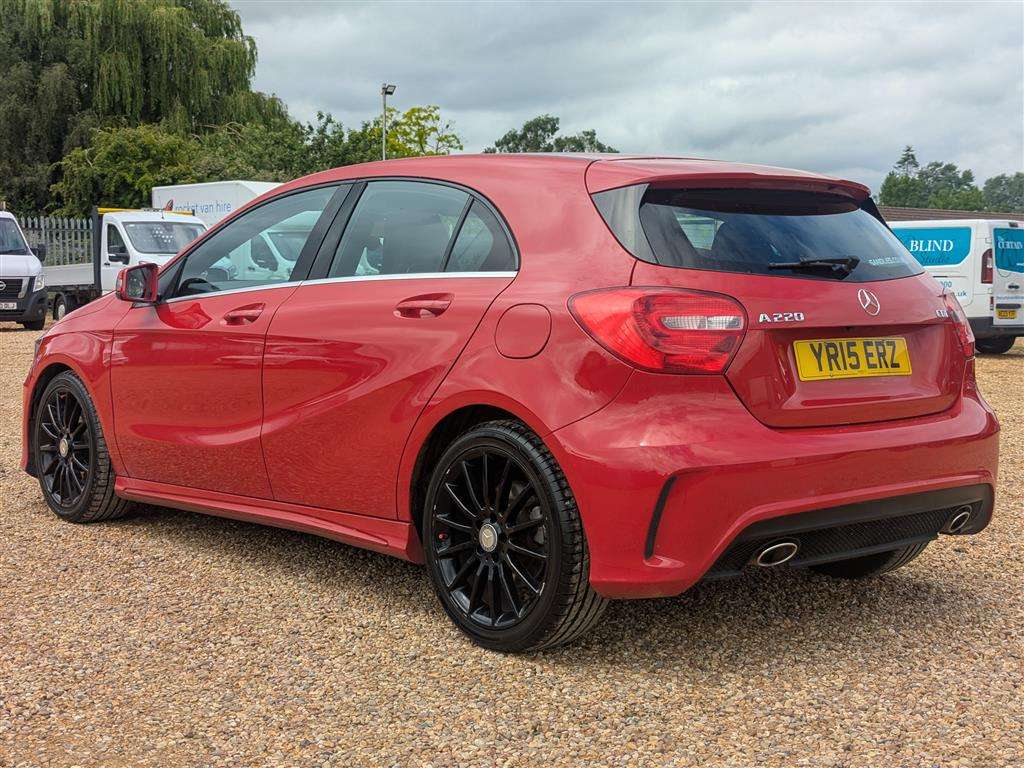 <p>2015 MERCEDES-BENZ A220 BLUE-CY AMG SPORT CD</p>