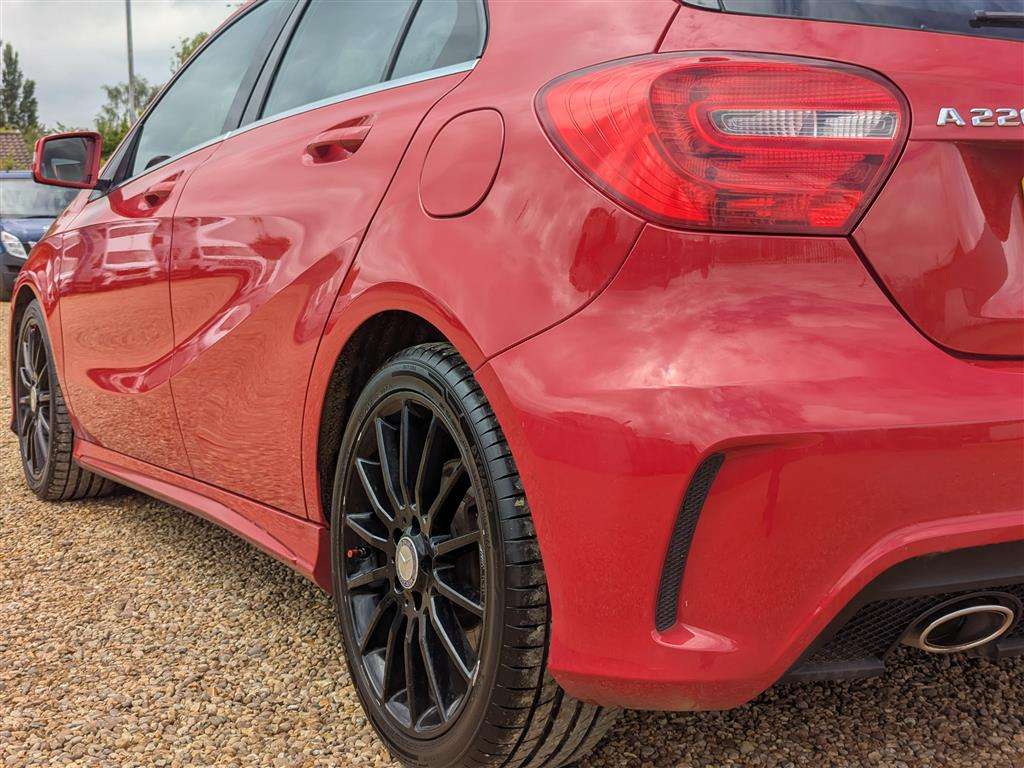 <p>2015 MERCEDES-BENZ A220 BLUE-CY AMG SPORT CD</p>