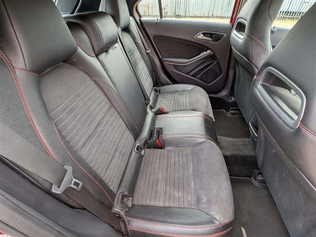 <p>2015 MERCEDES-BENZ A220 BLUE-CY AMG SPORT CD</p>