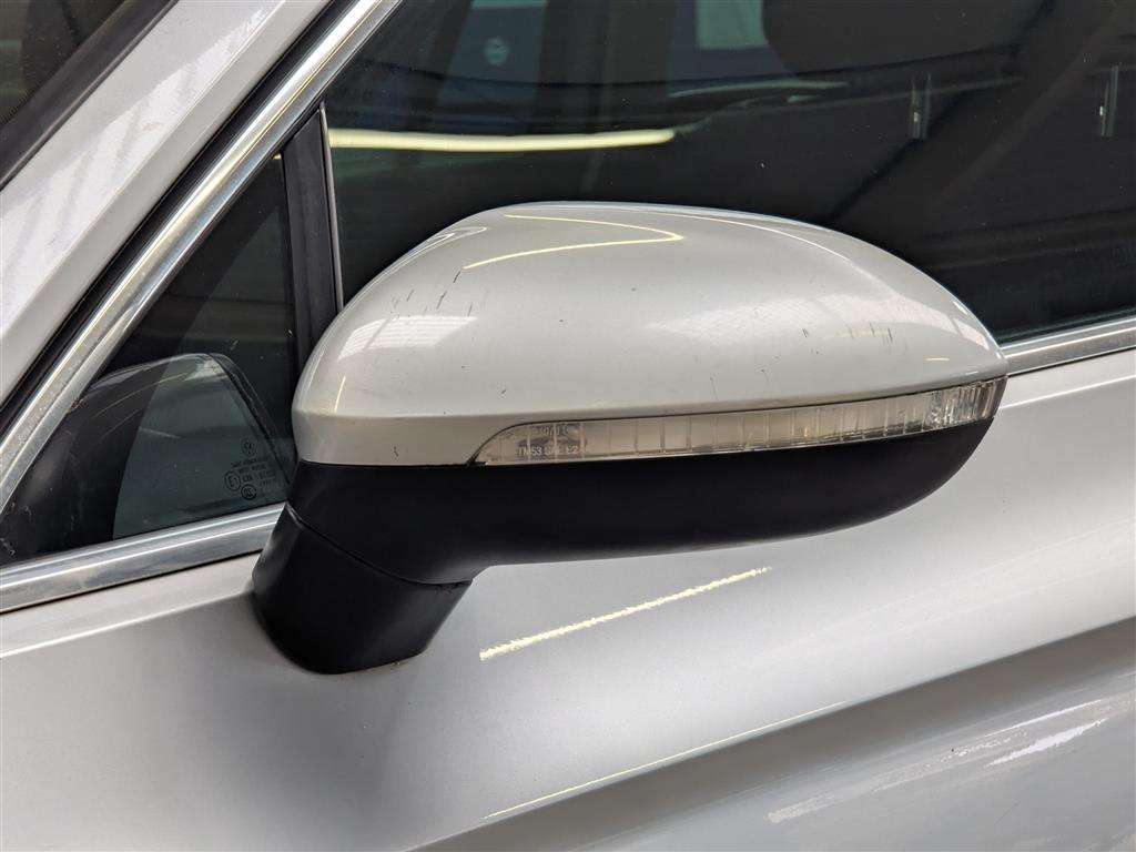 <p>2018 VOLKSWAGEN PASSAT SE BUSINESS TDI BM</p>
