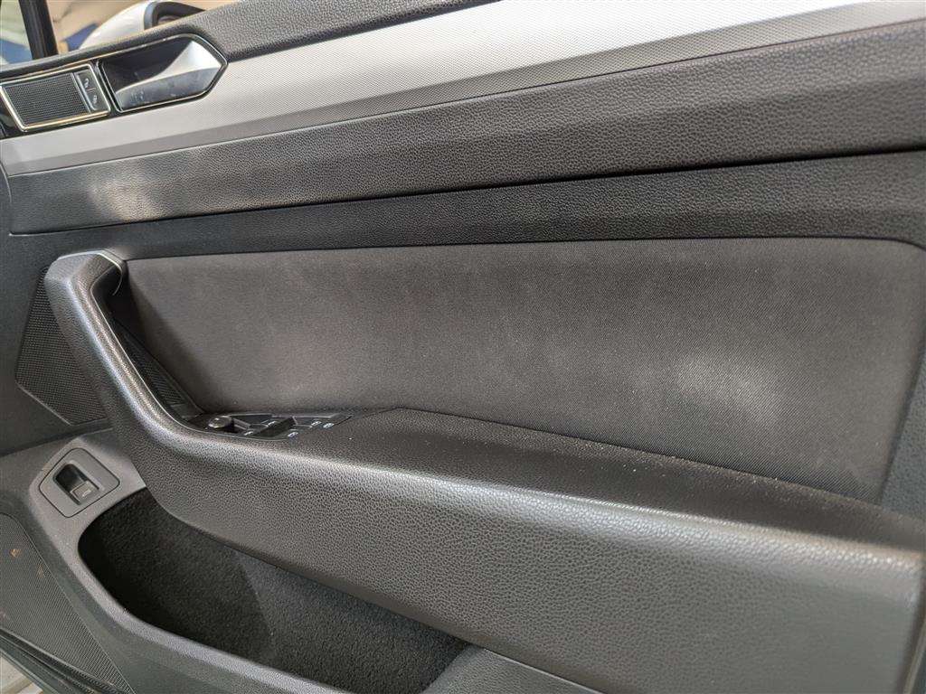 <p>2018 VOLKSWAGEN PASSAT SE BUSINESS TDI BM</p>