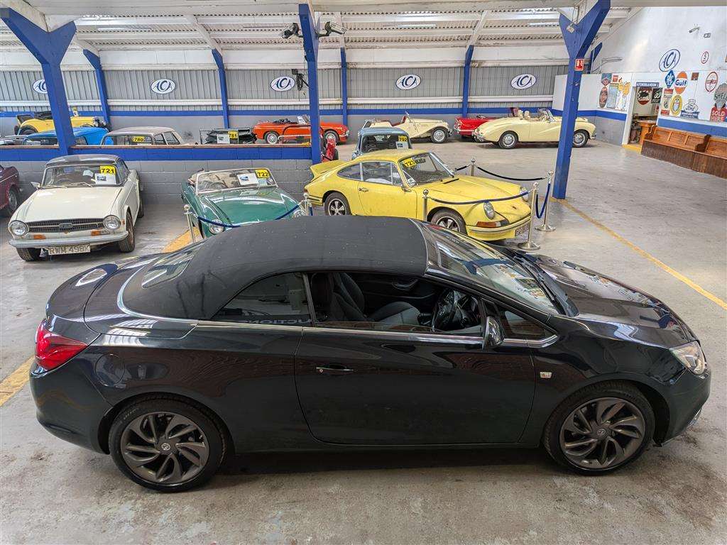 <p>2015 VAUXHALL CASCADA SE CDTI S/S</p>