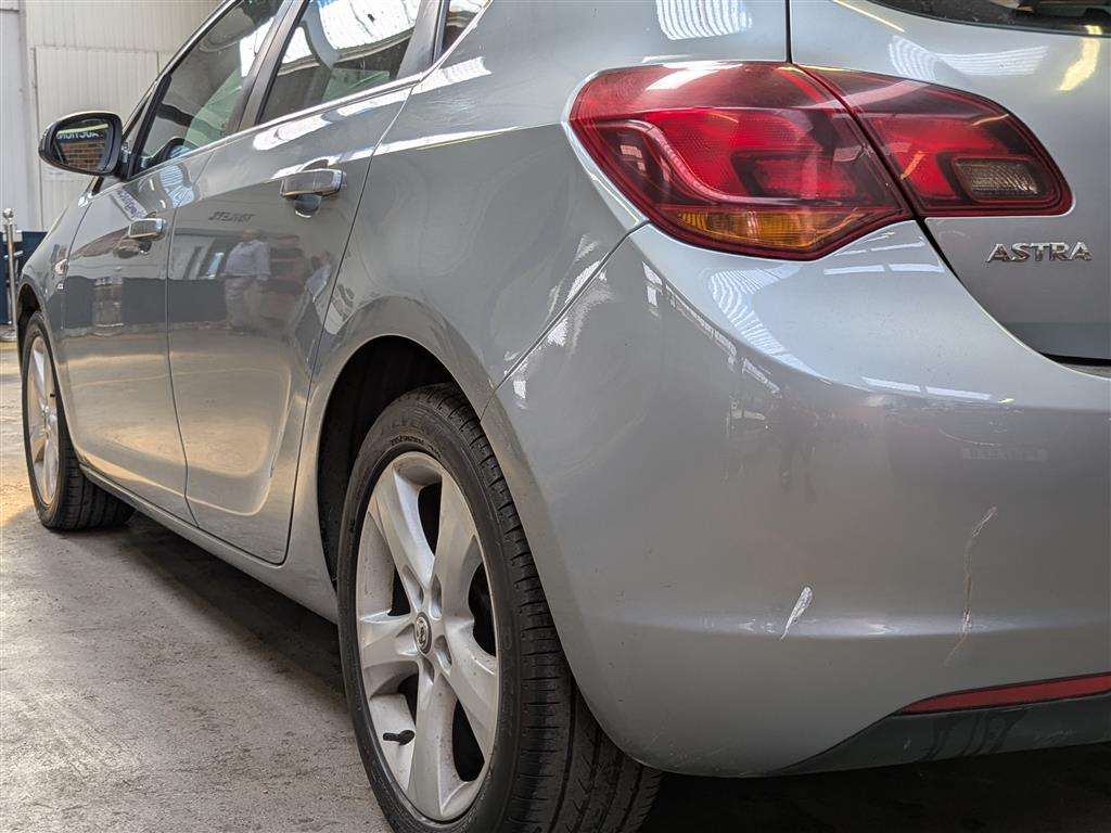 <p>2011 VAUXHALL ASTRA SRI</p>
