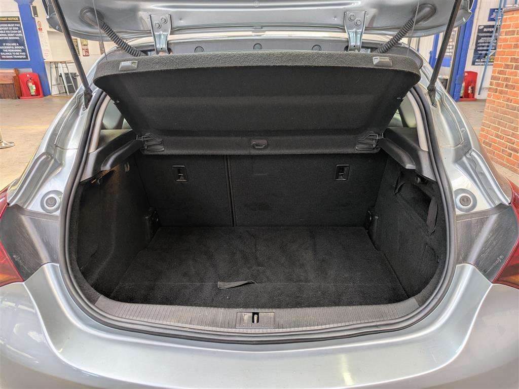 <p>2011 VAUXHALL ASTRA SRI</p>