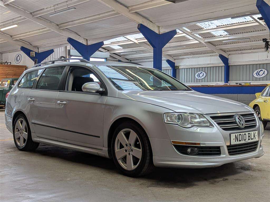 <p>2010 VOLKSWAGEN PASSAT R LINE TDI 140</p>