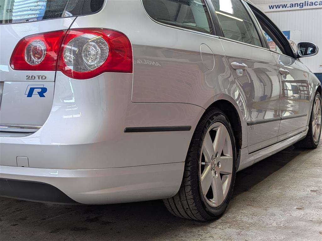 <p>2010 VOLKSWAGEN PASSAT R LINE TDI 140</p>