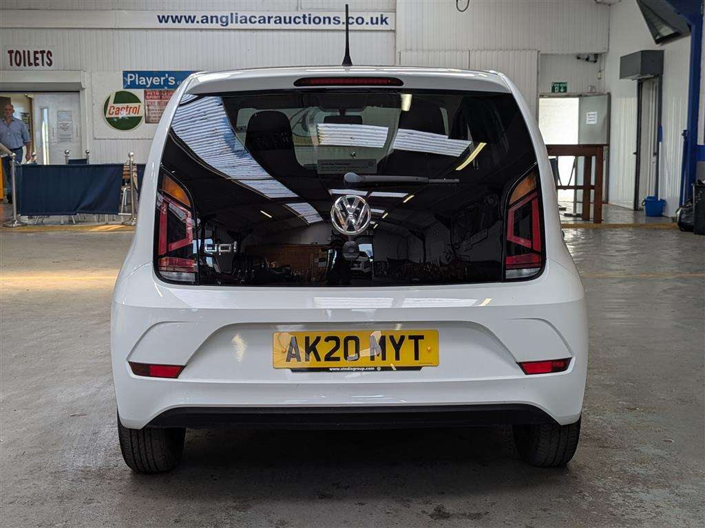 <p>2020 VOLKSWAGEN MOVE UP</p>