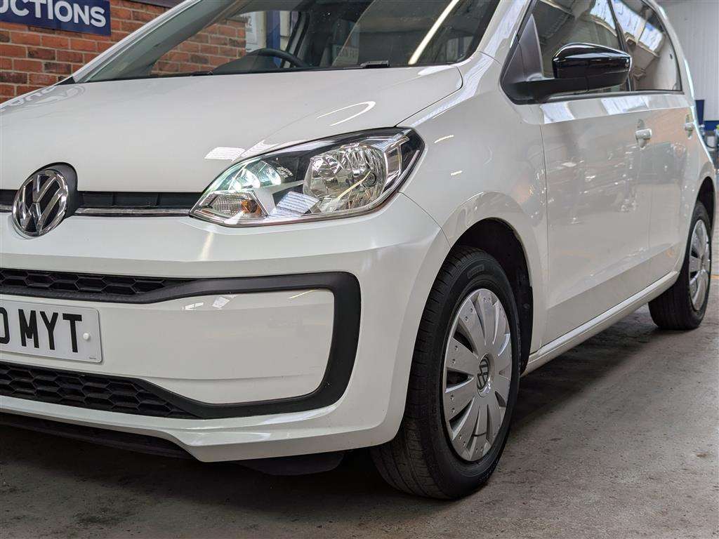 <p>2020 VOLKSWAGEN MOVE UP</p>