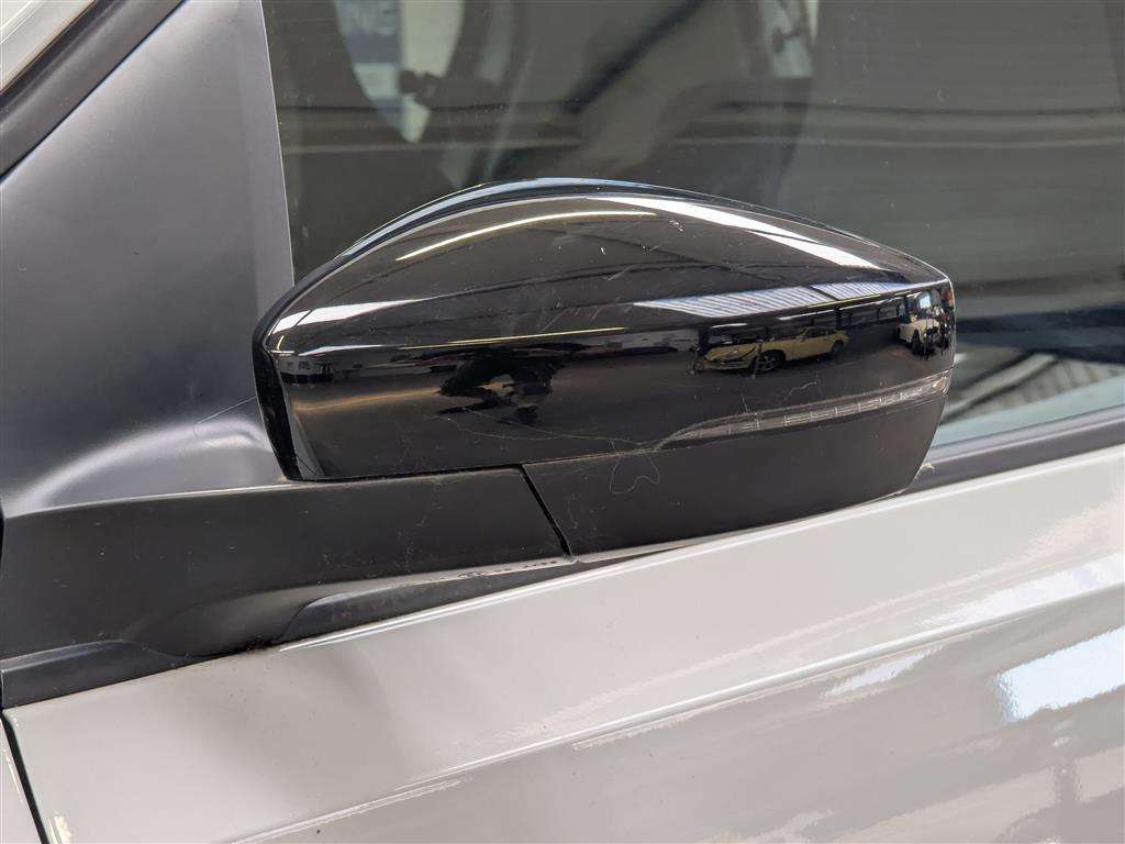 <p>2020 VOLKSWAGEN MOVE UP</p>