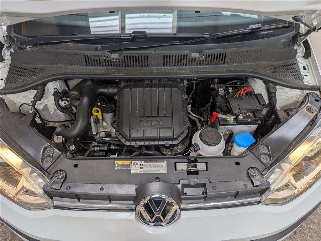 <p>2020 VOLKSWAGEN MOVE UP</p>