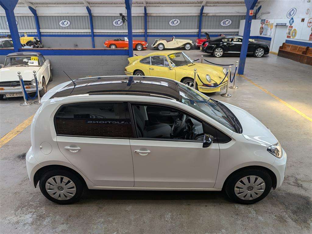 <p>2020 VOLKSWAGEN MOVE UP</p>