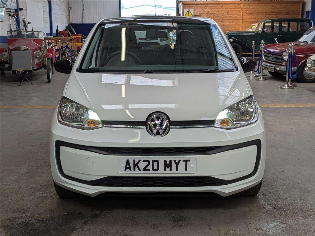 <p>2020 VOLKSWAGEN MOVE UP</p>