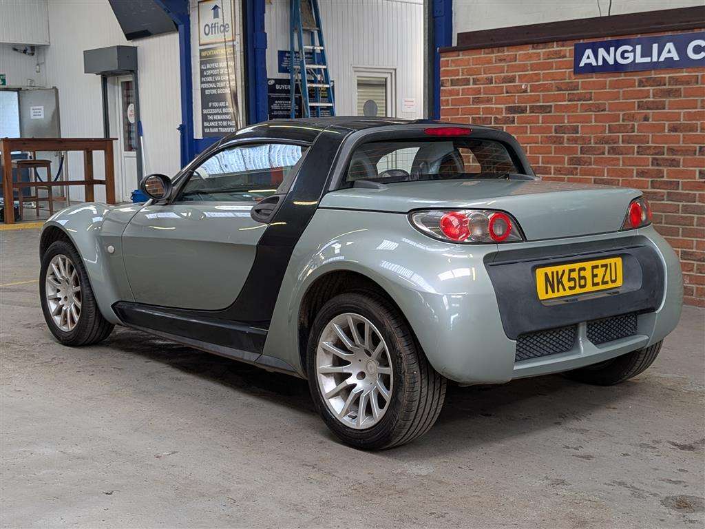 <p>2006 SMART ROADSTER 80 AUTO(RHD)</p>