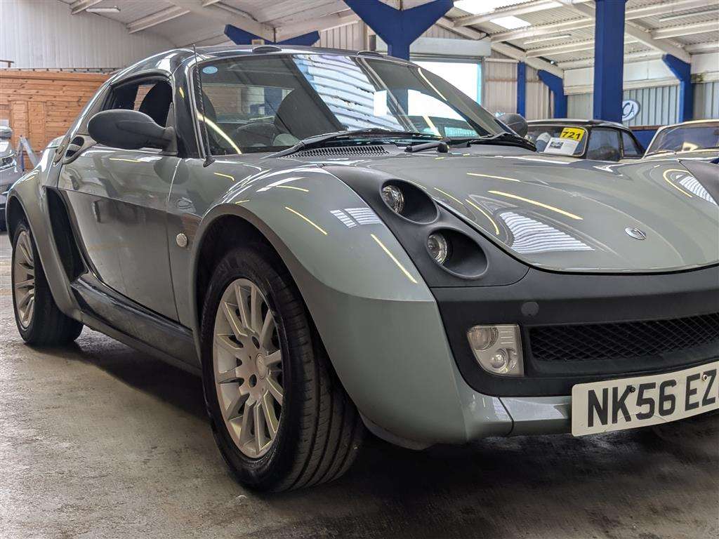 <p>2006 SMART ROADSTER 80 AUTO(RHD)</p>