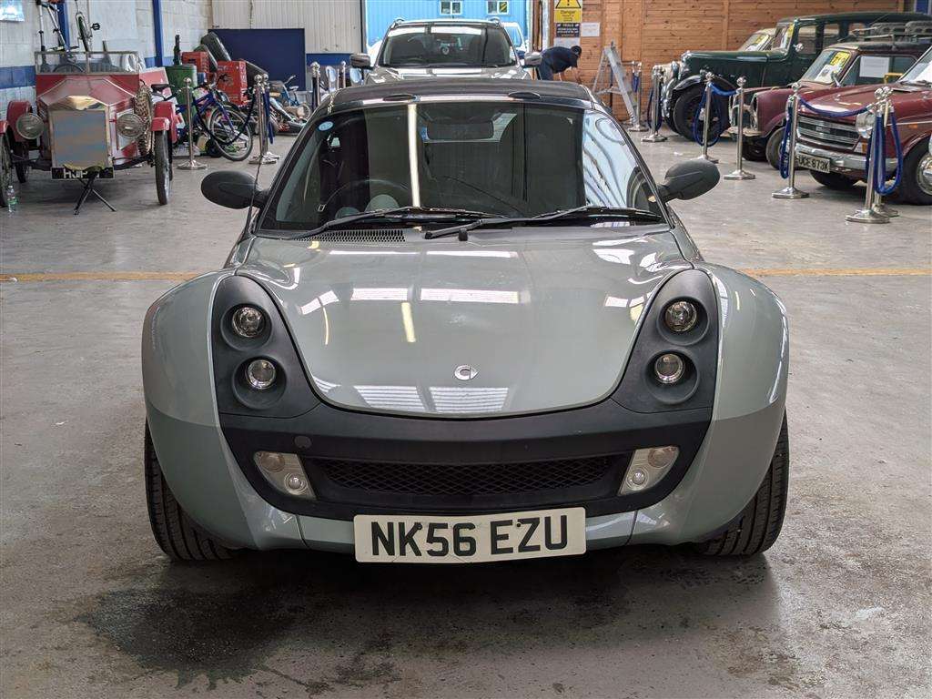 <p>2006 SMART ROADSTER 80 AUTO(RHD)</p>