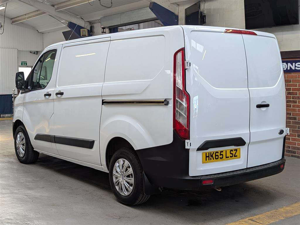 <p>2015 FORD TRANSIT CUSTOM 290 ECO-TE</p>