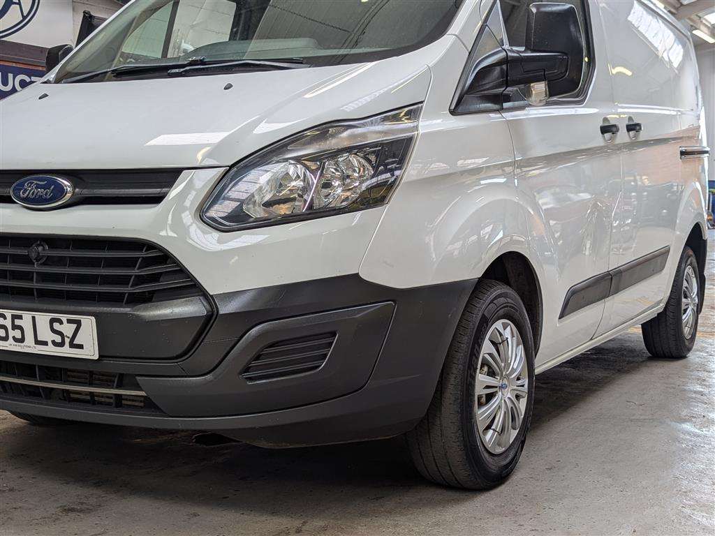 <p>2015 FORD TRANSIT CUSTOM 290 ECO-TE</p>