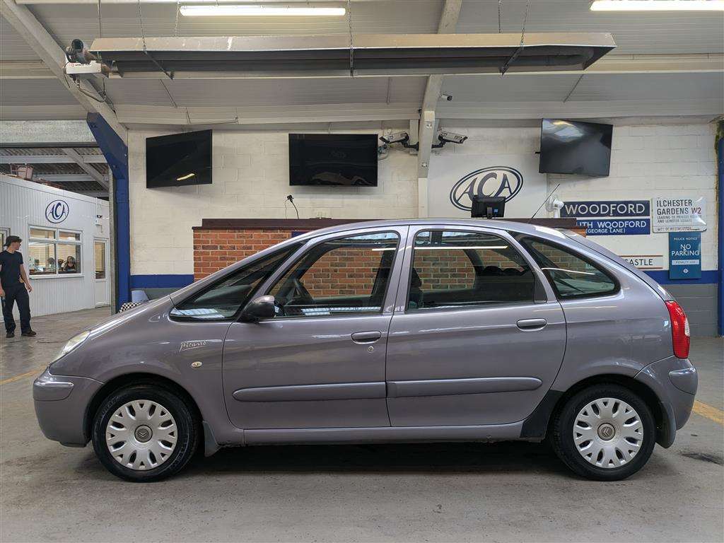 <p>2006 CITROEN XSARA PICASSO DESIRE 16V</p>