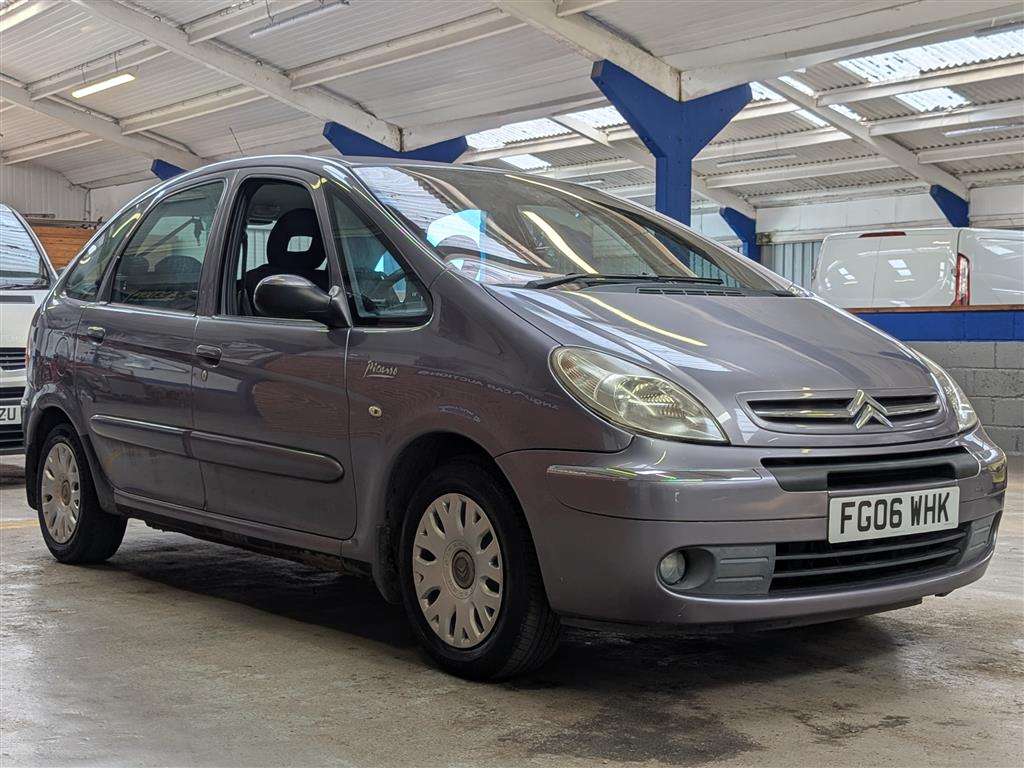 <p>2006 CITROEN XSARA PICASSO DESIRE 16V</p>