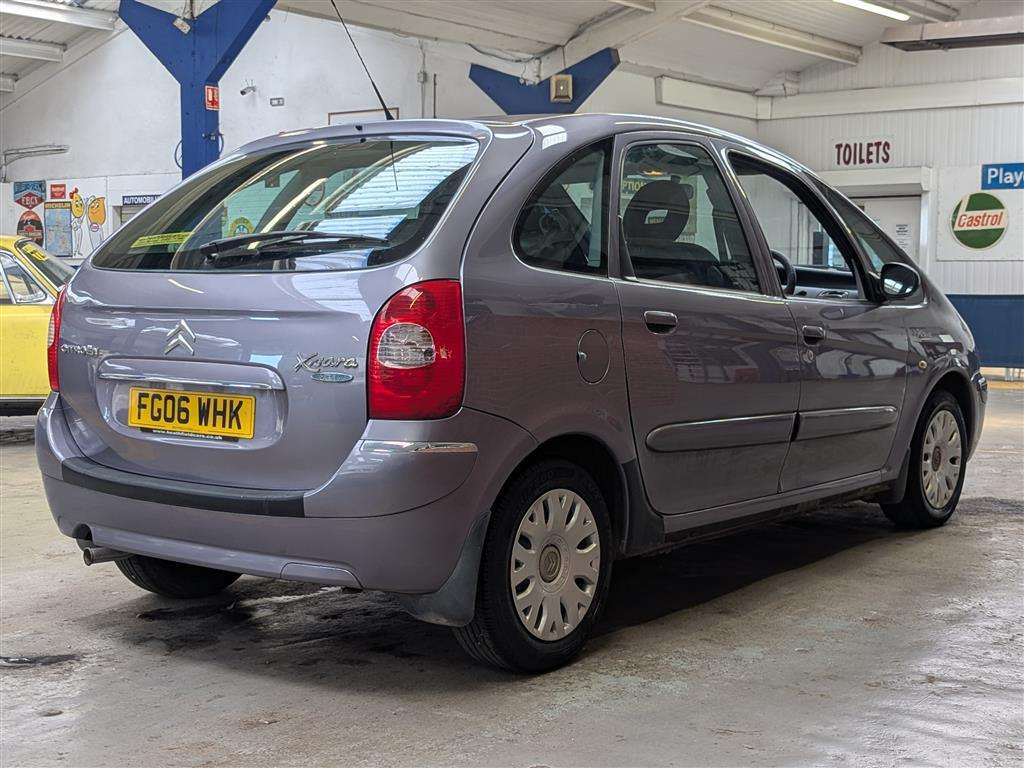 <p>2006 CITROEN XSARA PICASSO DESIRE 16V</p>