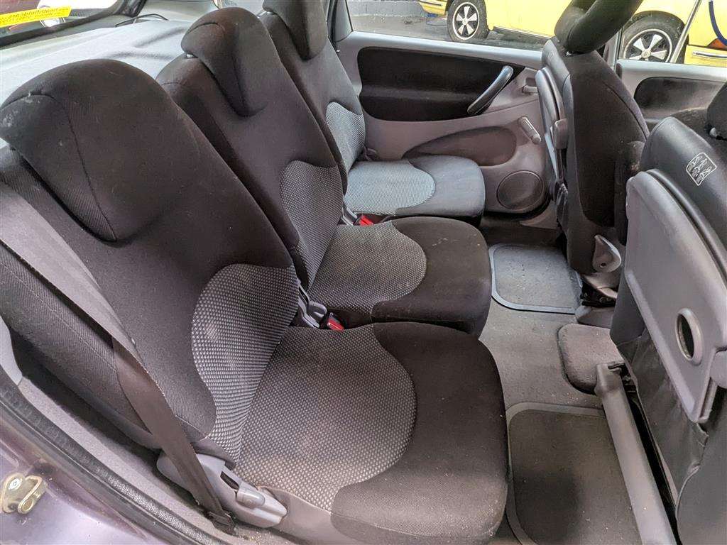 <p>2006 CITROEN XSARA PICASSO DESIRE 16V</p>