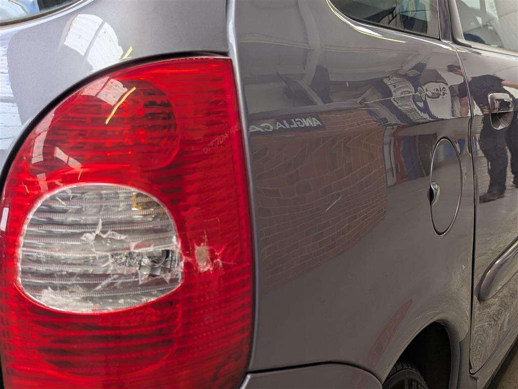 <p>2006 CITROEN XSARA PICASSO DESIRE 16V</p>