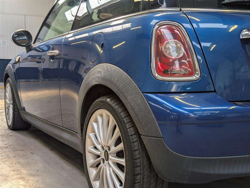 <p>2007 MINI COOPER</p>