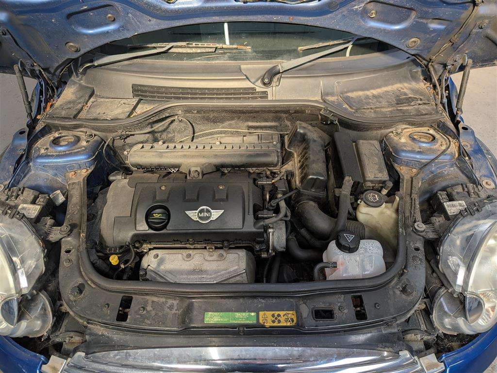 <p>2007 MINI COOPER</p>
