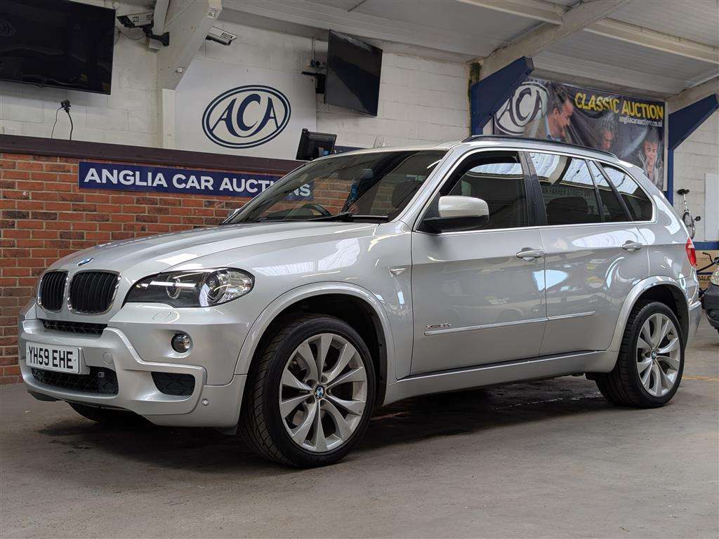 <p>2009 BMW X5 XDRIVE 30D MSPORT 7S A</p>