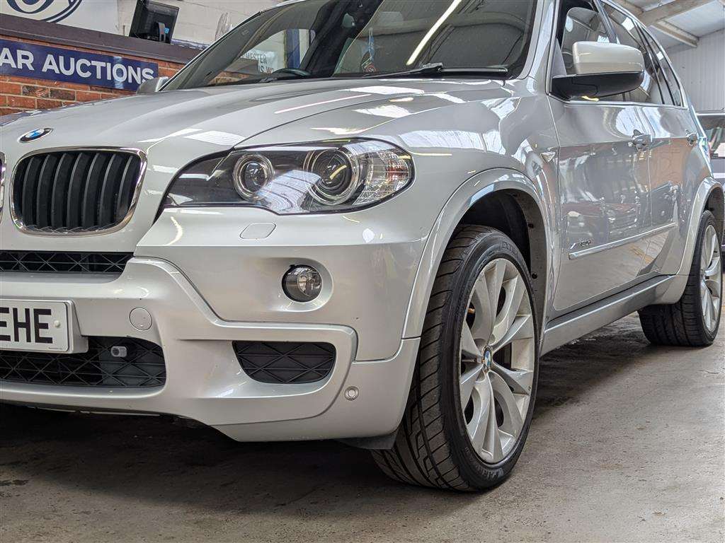 <p>2009 BMW X5 XDRIVE 30D MSPORT 7S A</p>