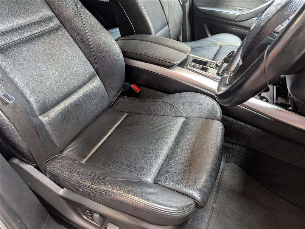 <p>2009 BMW X5 XDRIVE 30D MSPORT 7S A</p>