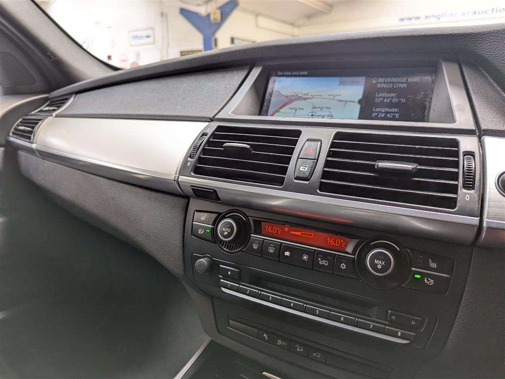 <p>2009 BMW X5 XDRIVE 30D MSPORT 7S A</p>