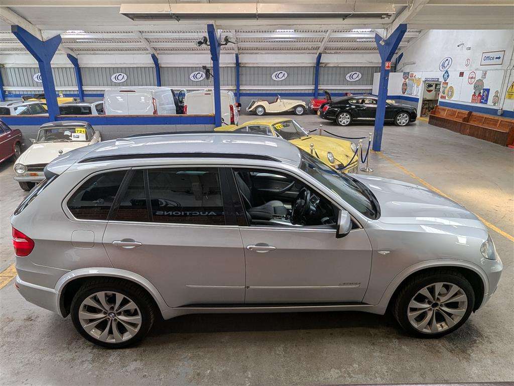 <p>2009 BMW X5 XDRIVE 30D MSPORT 7S A</p>
