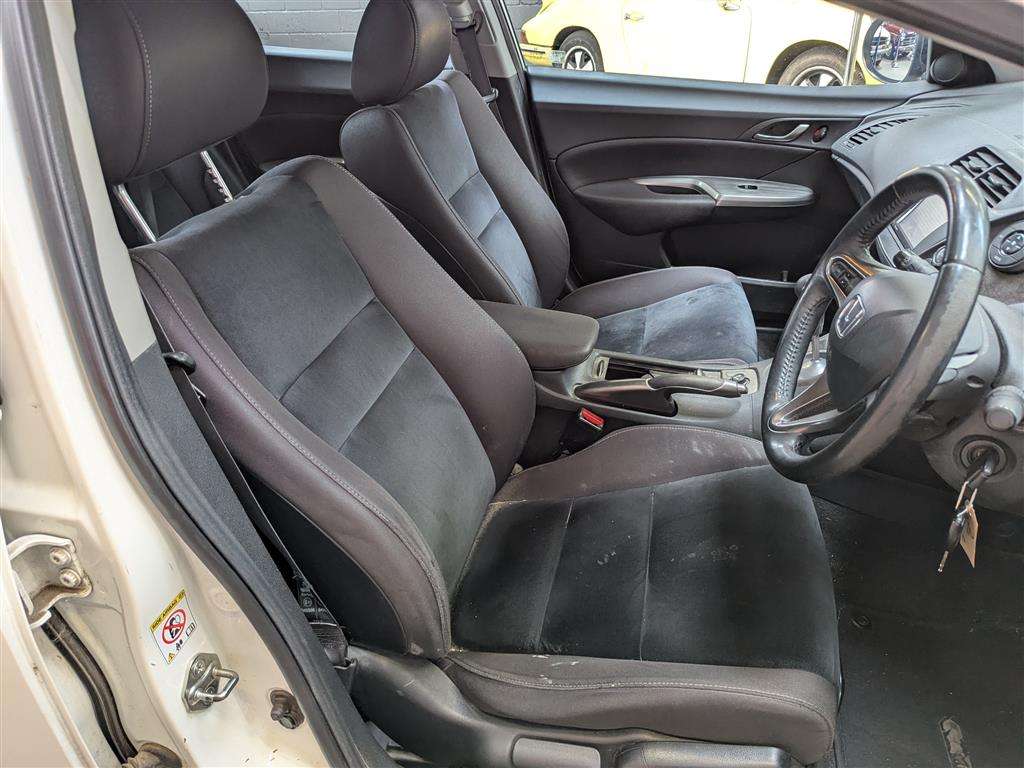 <p>2011 HONDA CIVIC TI I-VTEC</p>