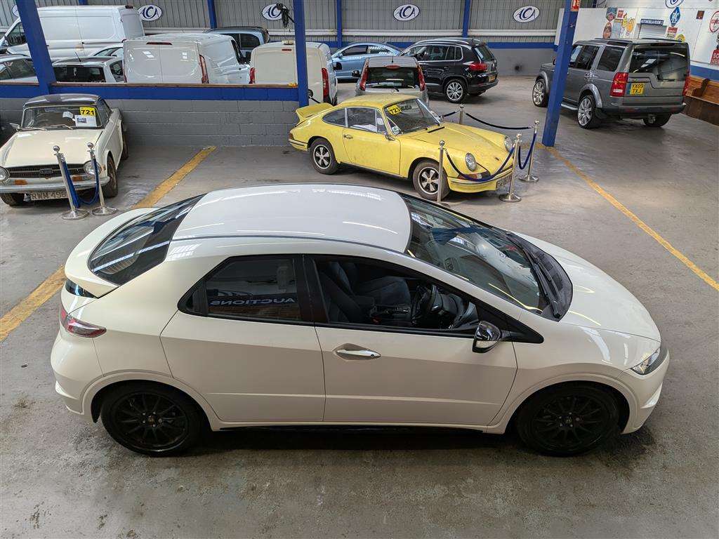 <p>2011 HONDA CIVIC TI I-VTEC</p>