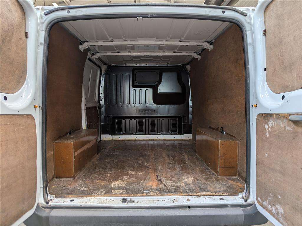 <p>2013 FORD TRANSIT 100 T260 FWD</p>
