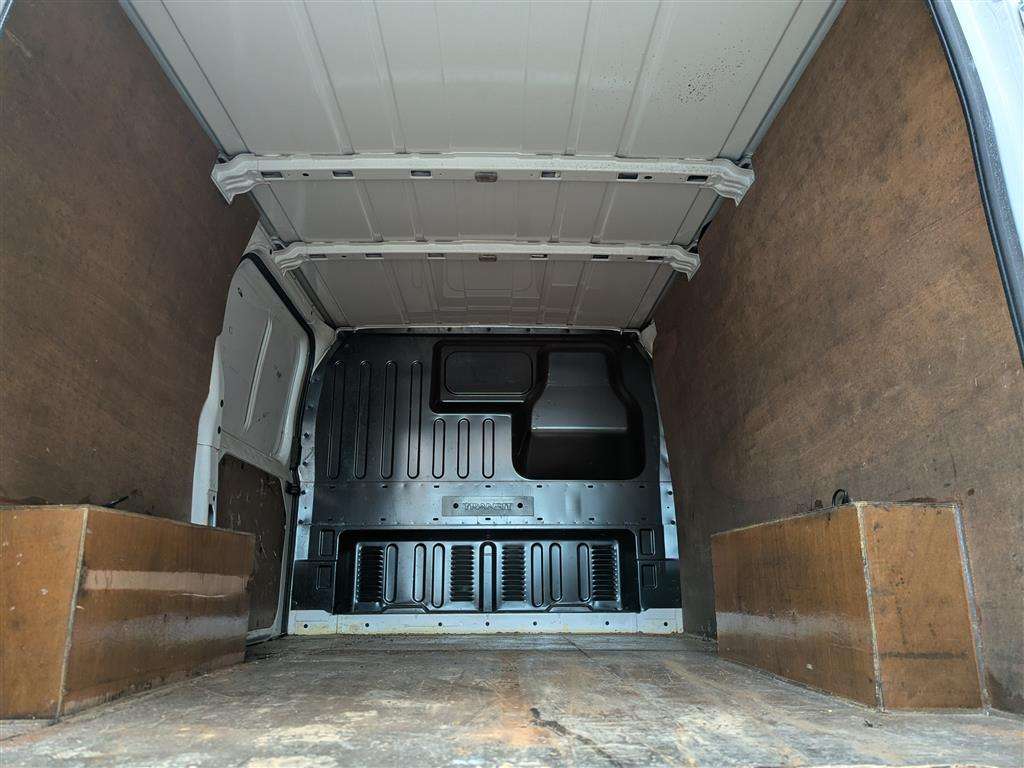 <p>2013 FORD TRANSIT 100 T260 FWD</p>
