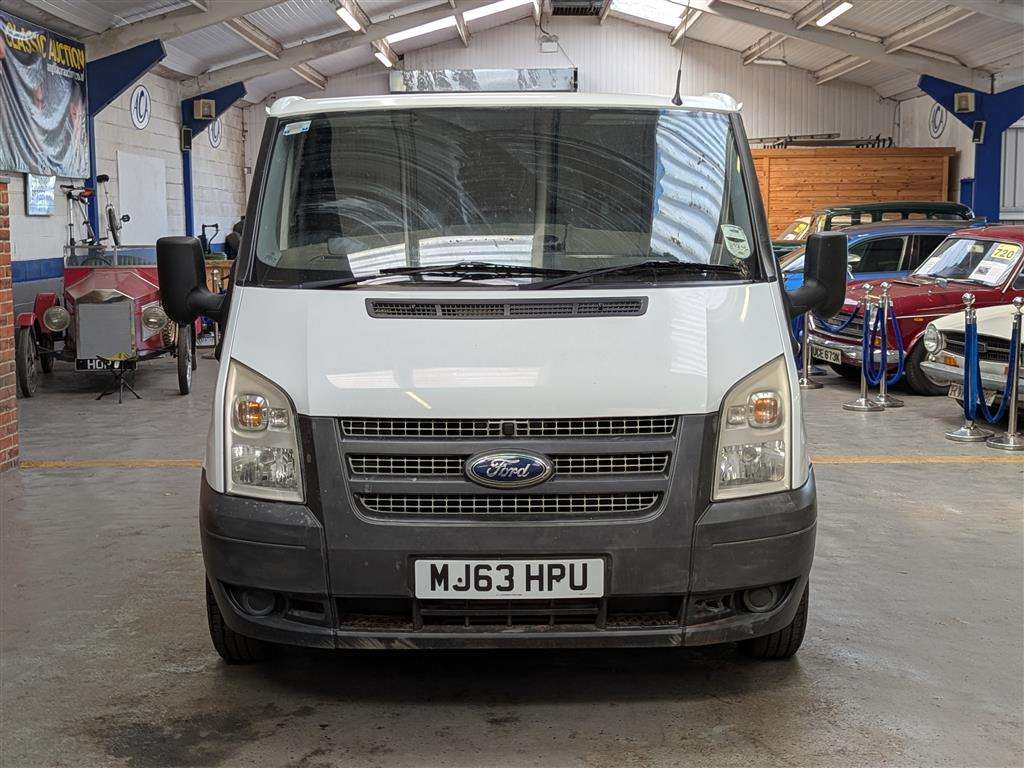 <p>2013 FORD TRANSIT 100 T260 FWD</p>