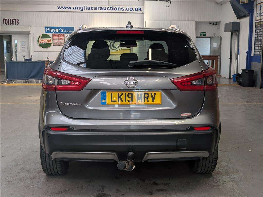 <p>2019 NISSAN QASHQAI N-CONNECTA DIG-T</p>