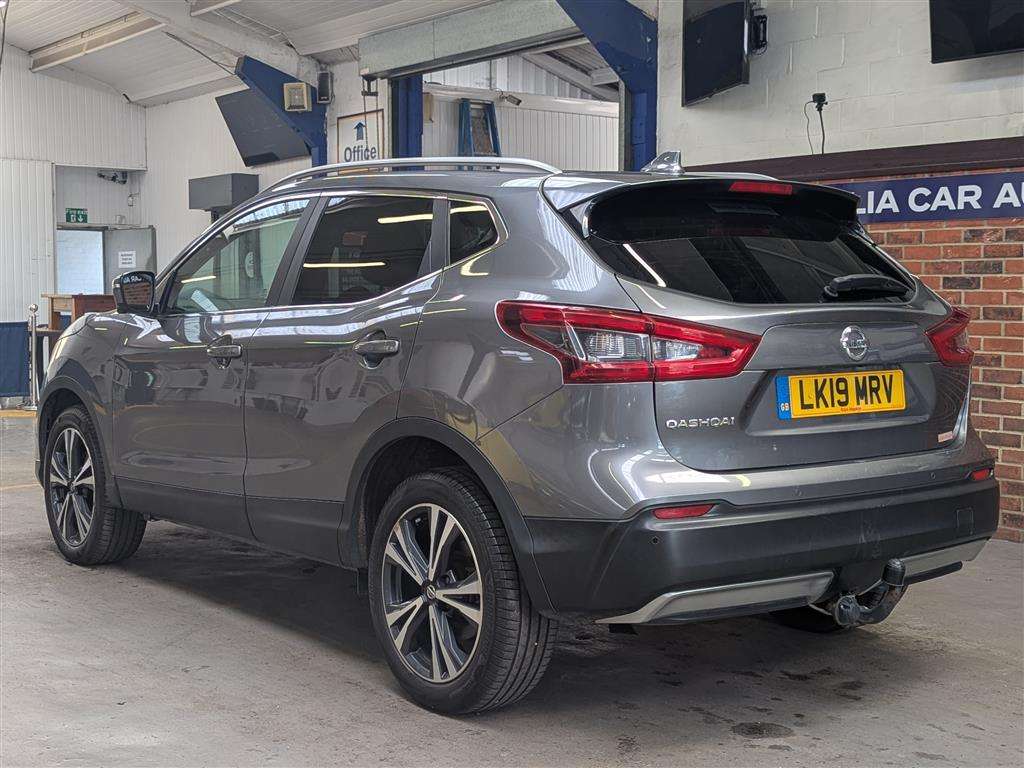 <p>2019 NISSAN QASHQAI N-CONNECTA DIG-T</p>