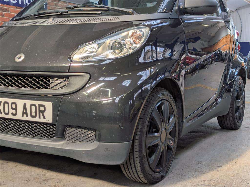 <p>2009 SMART FORTWO PURE CDI AUTO</p>
