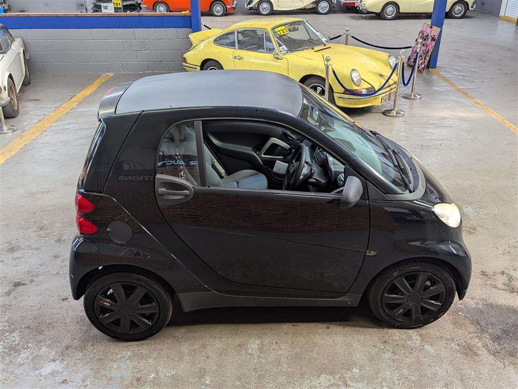 <p>2009 SMART FORTWO PURE CDI AUTO</p>